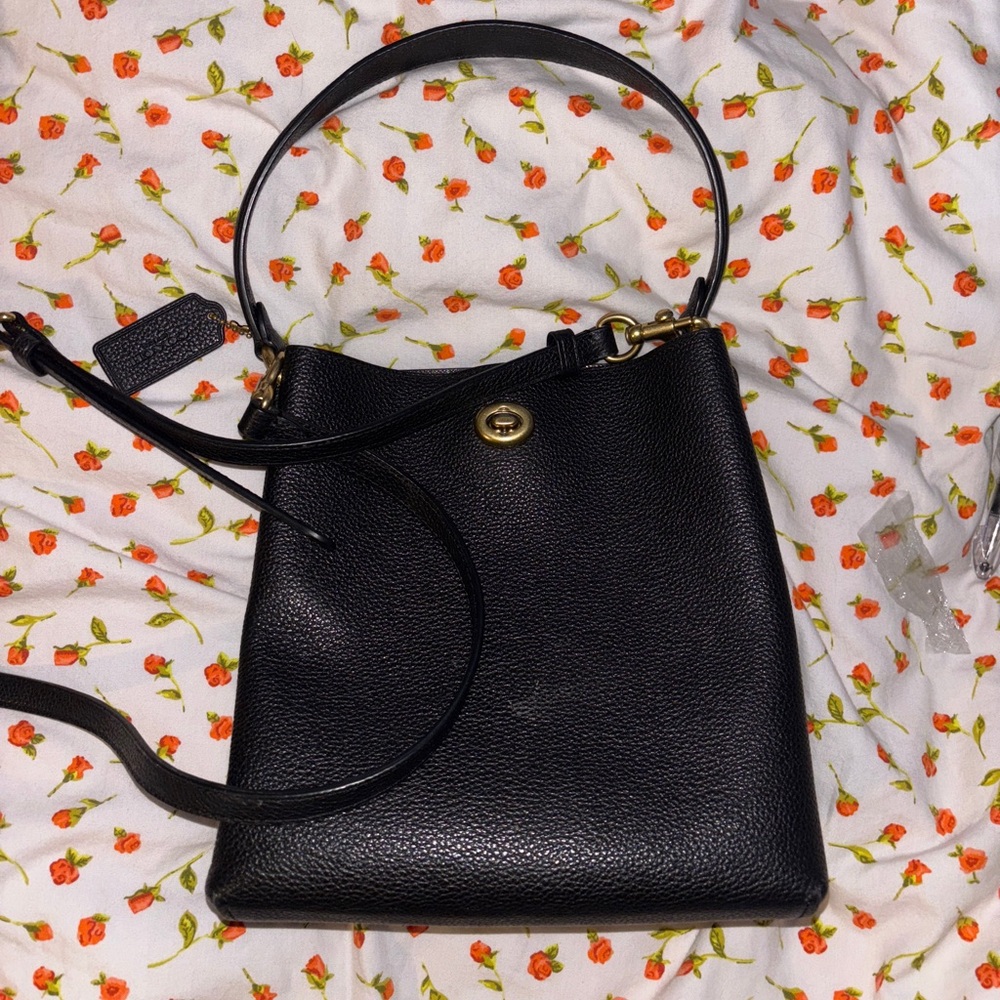 Coach Black Leather Shoulder/Crossbody Purse
